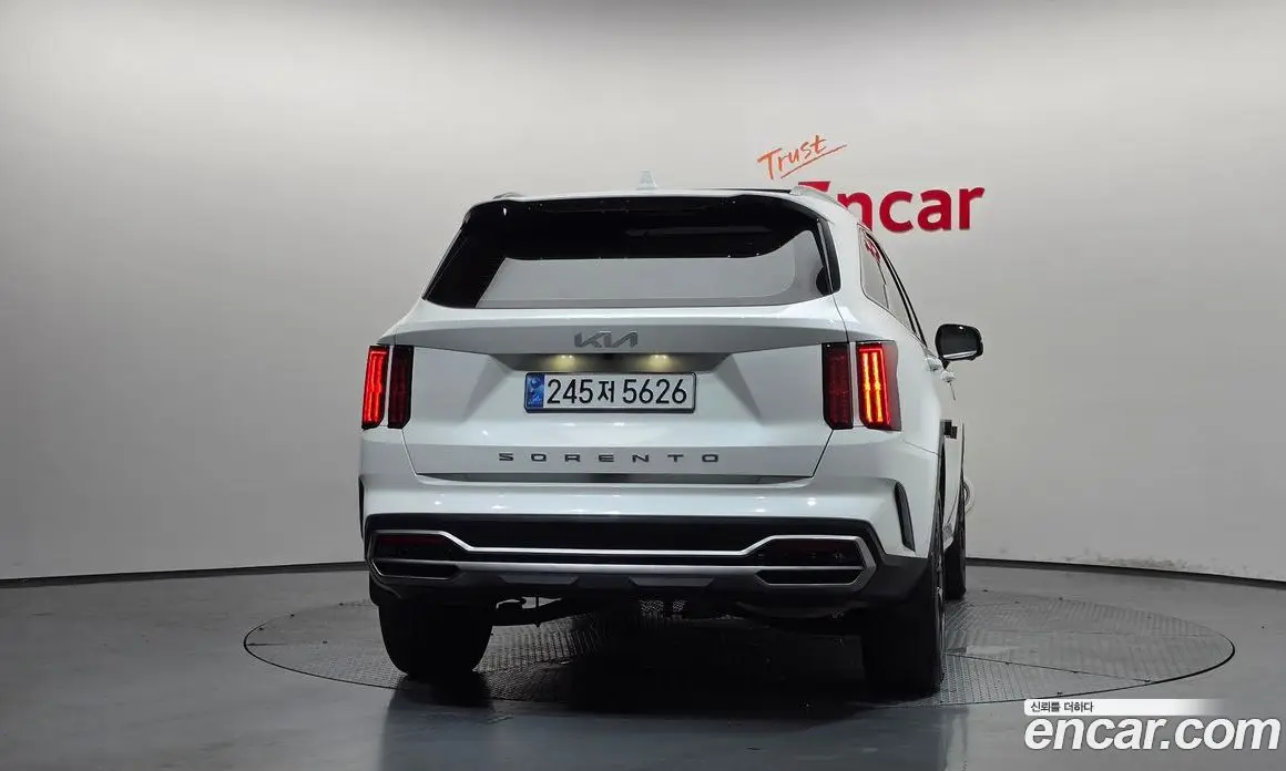 Kia Sorento 2022 2.2 автомат (гидро), фото 4