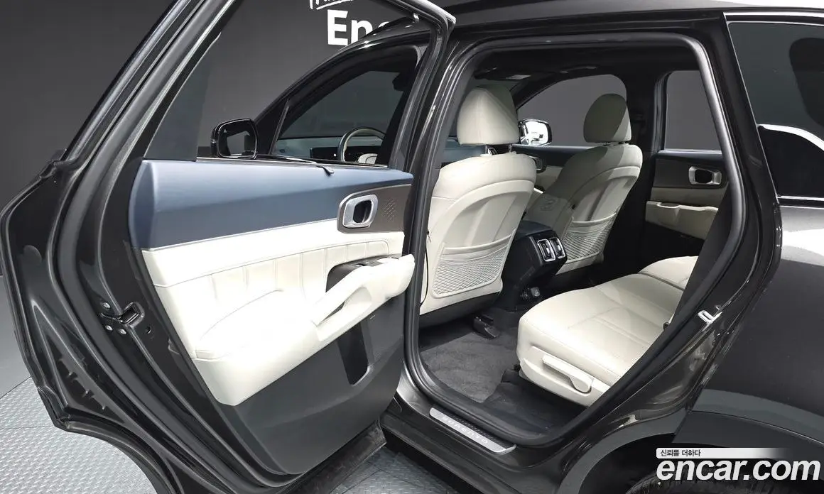Kia Sorento 2024 1.6 автомат (гидро), фото 16 Kia Sorento 2024 1.6 автомат (гидро), фото 16