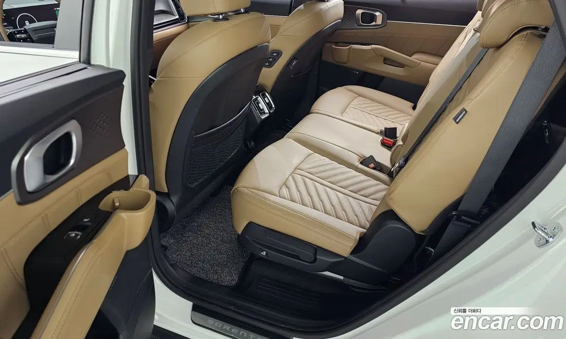 Kia Sorento 2026 1.6 автомат (гидро), фото 18 Kia Sorento 2026 1.6 автомат (гидро), фото 18