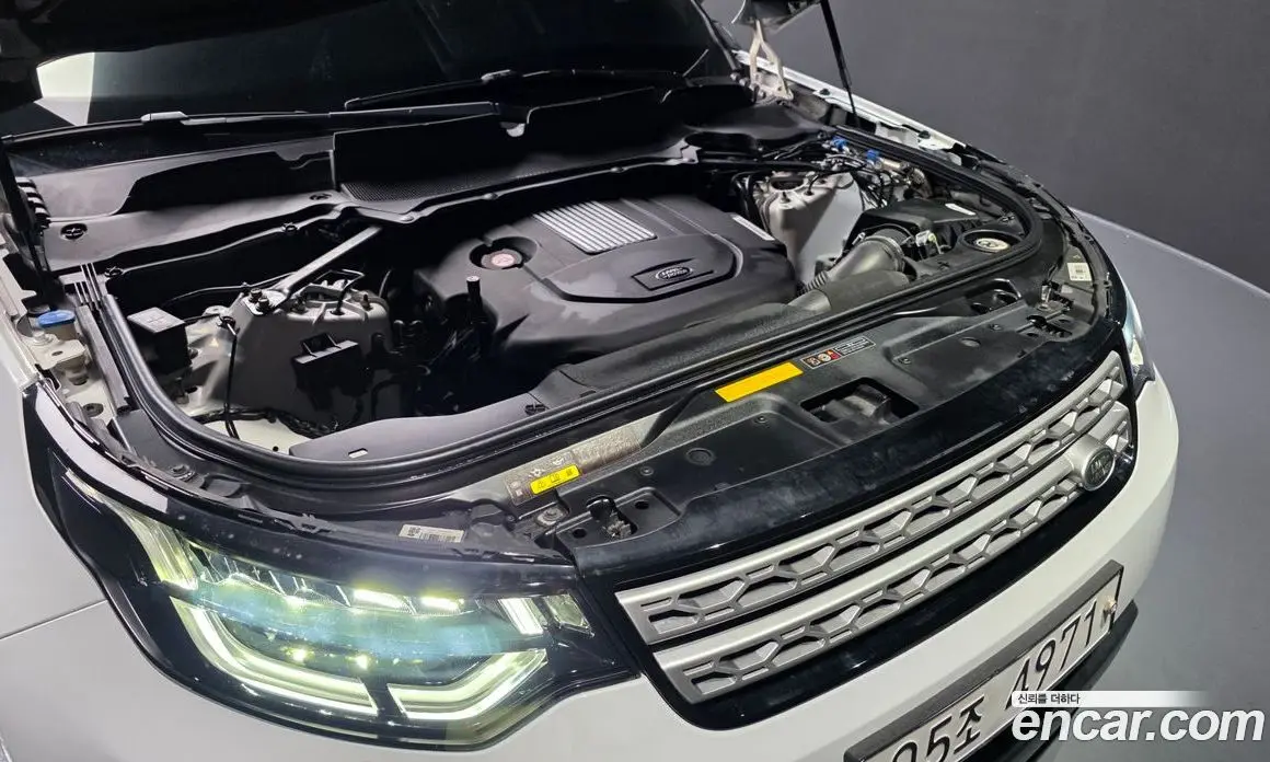 Land Rover Discovery 2018 3.0 автомат (гидро), фото 6