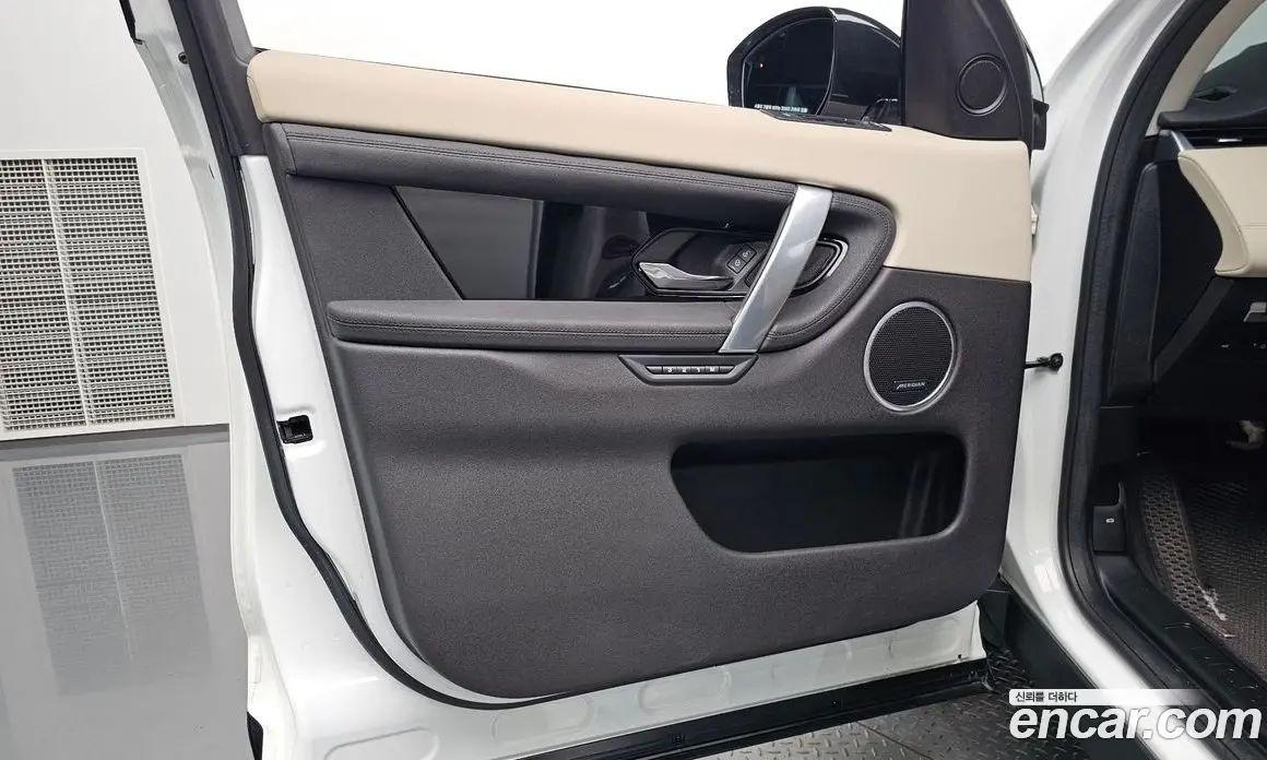 Land Rover Discovery Sport 2020 2.0 автомат (гидро), фото 13