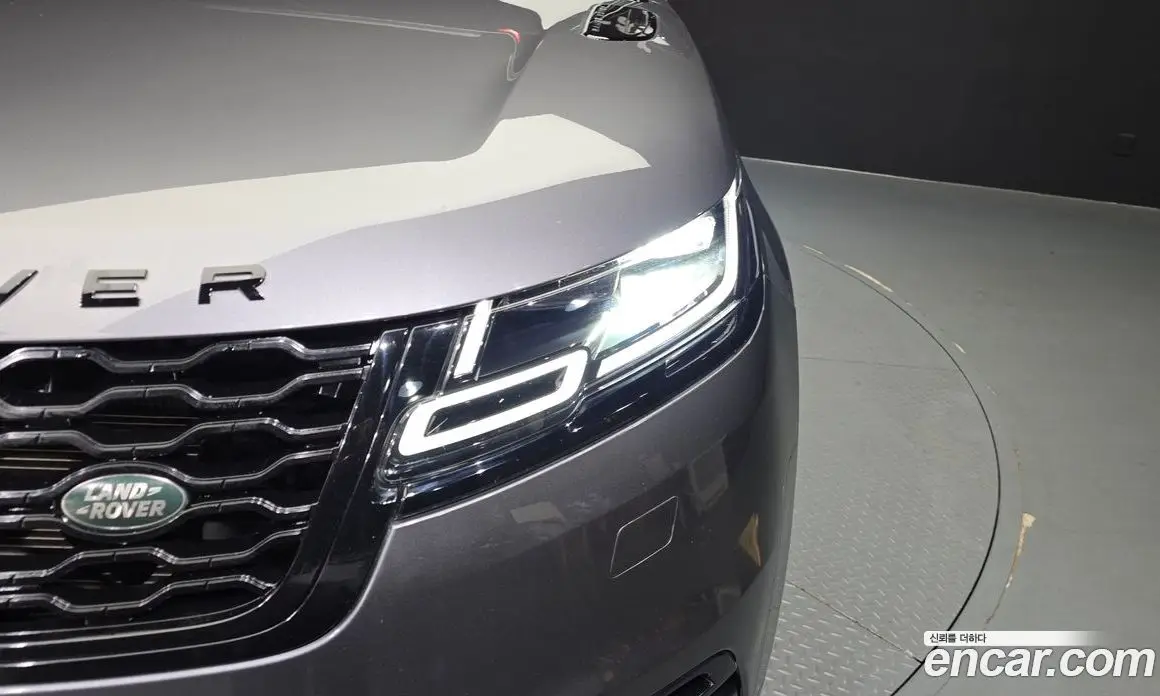 Land Rover Range Rover Velar 2019 3.0 автомат (гидро), фото 8 Land Rover Range Rover Velar 2019 3.0 автомат (гидро), фото 8