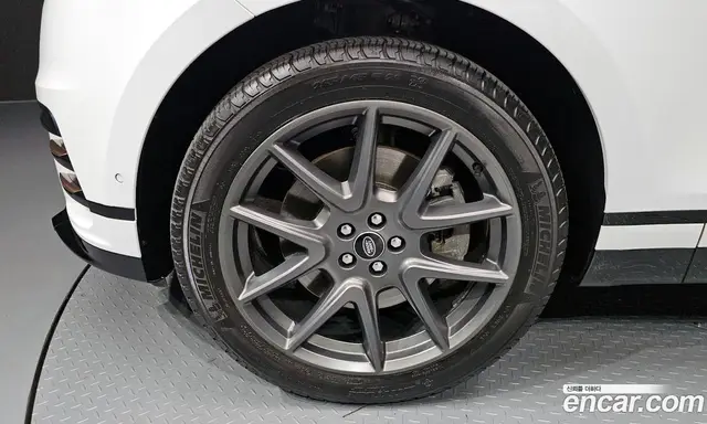 Land Rover Range Rover Velar 2022 3.0 автомат (гидро), миниатюра 5 Land Rover Range Rover Velar 2022 3.0 автомат (гидро), миниатюра 5