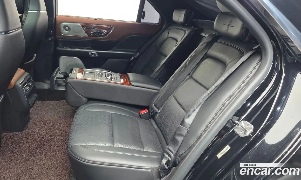 Lincoln Continental 2018 3.0 автомат (гидро), фото 15 Lincoln Continental 2018 3.0 автомат (гидро), фото 15