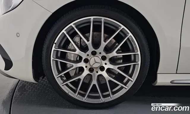 Mercedes-Benz A-Class 2017 2.0 автомат (гидро), миниатюра 4 Mercedes-Benz A-Class 2017 2.0 автомат (гидро), миниатюра 4