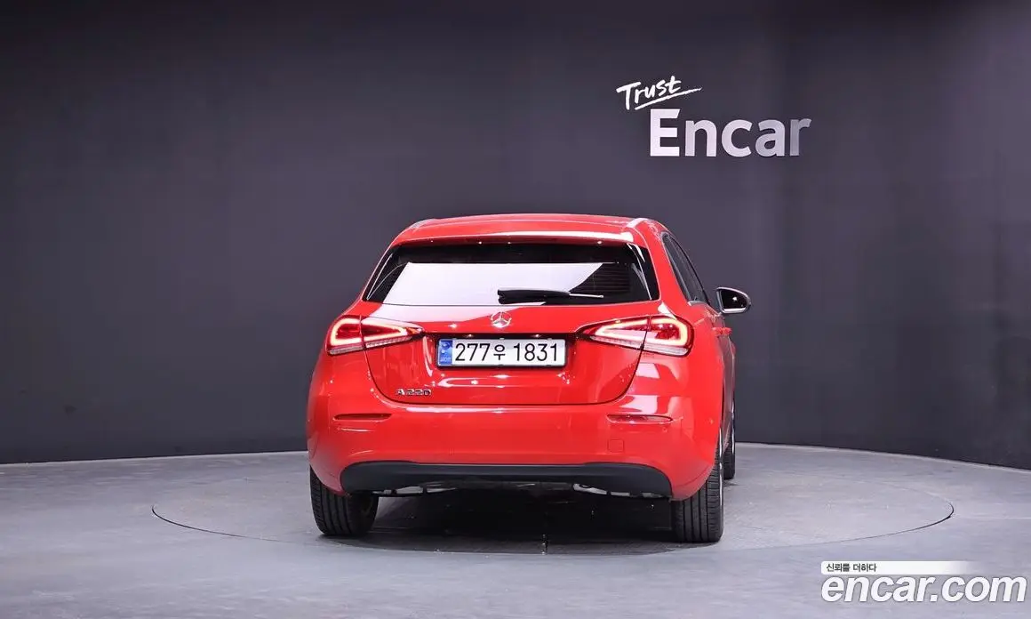 Mercedes-Benz A-Class 2019 2.0 автомат (гидро), фото 4 Mercedes-Benz A-Class 2019 2.0 автомат (гидро), фото 4