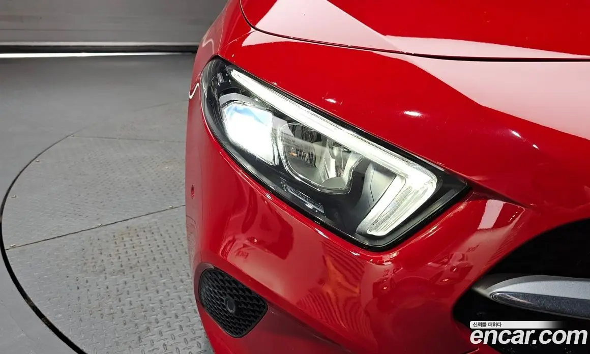 Mercedes-Benz A-Class 2019 2.0 автомат (гидро), фото 8 Mercedes-Benz A-Class 2019 2.0 автомат (гидро), фото 8