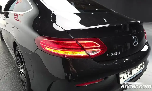 Mercedes-Benz C-Class 2017 2.0 автомат (гидро), миниатюра 8 Mercedes-Benz C-Class 2017 2.0 автомат (гидро), миниатюра 8