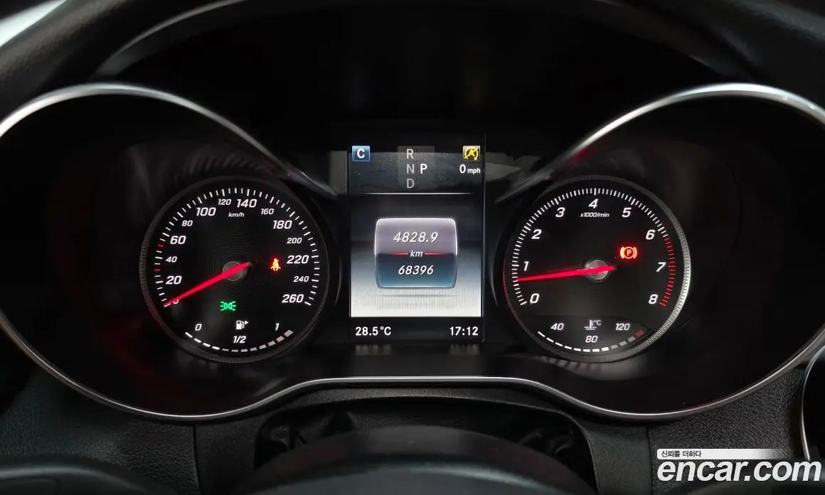 Mercedes-Benz C-Class 2017 2.0 автомат (гидро), фото 10 Mercedes-Benz C-Class 2017 2.0 автомат (гидро), фото 10