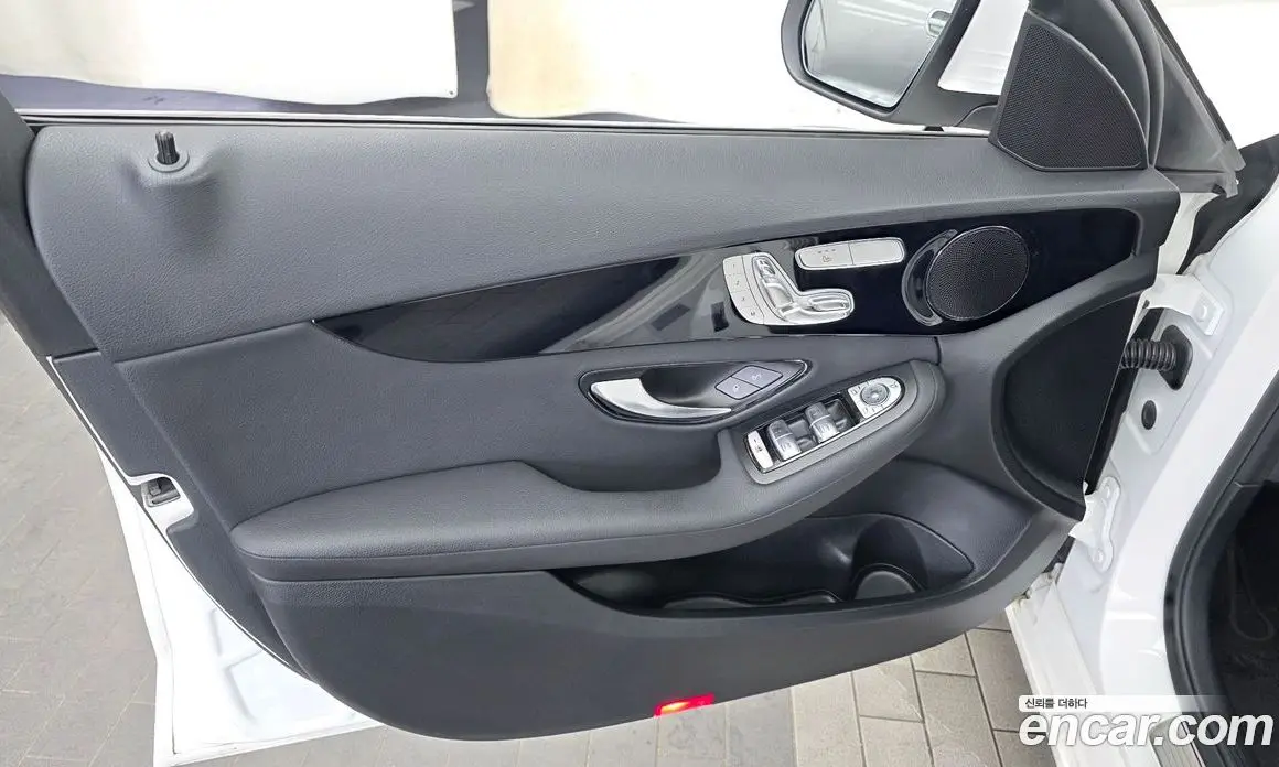 Mercedes-Benz C-Class 2019 2.0 автомат (гидро), фото 14