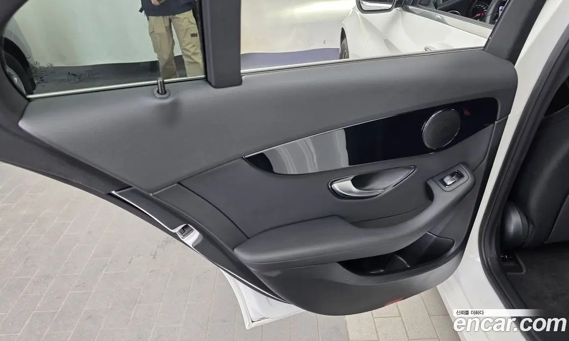 Mercedes-Benz C-Class 2019 2.0 автомат (гидро), фото 15