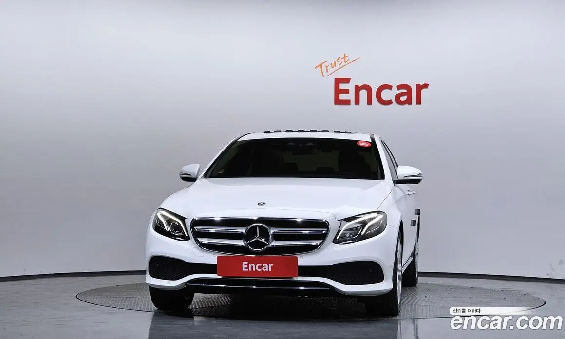 Mercedes-Benz E-Class 2017 1.9 автомат (гидро), фото 3 Mercedes-Benz E-Class 2017 1.9 автомат (гидро), фото 3