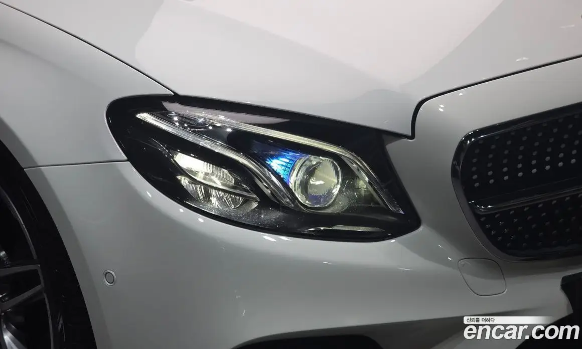 Mercedes-Benz E-Class 2018 2.0 автомат (гидро), фото 8