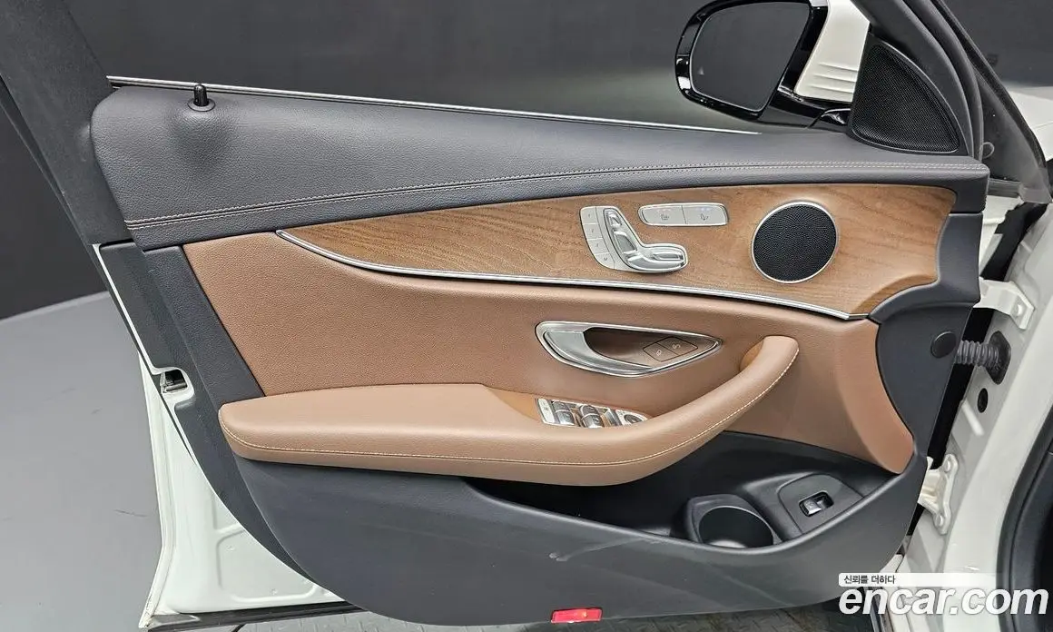 Mercedes-Benz E-Class 2021 2.0 автомат (гидро), фото 14