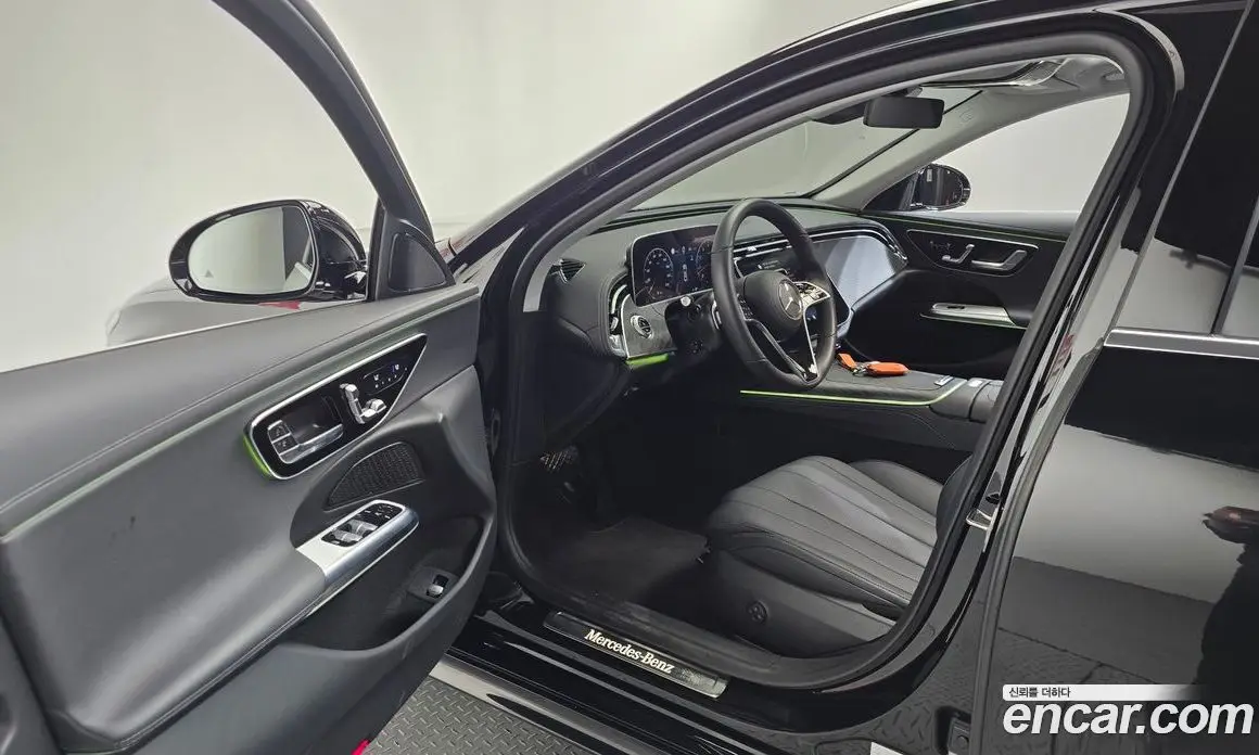 Mercedes-Benz E-Class 2025 2.0 автомат (гидро), фото 13