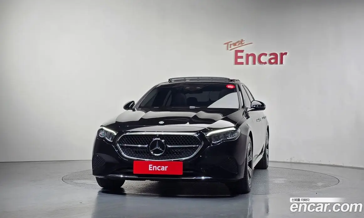 Mercedes-Benz E-Class 2025 2.0 автомат (гидро), фото 3