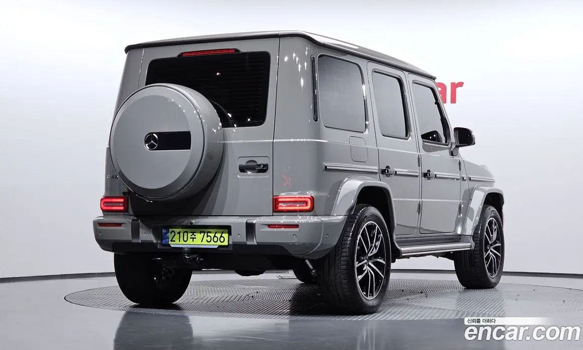Mercedes-Benz G-Class 2025 3.0 автомат (гидро), фото 2