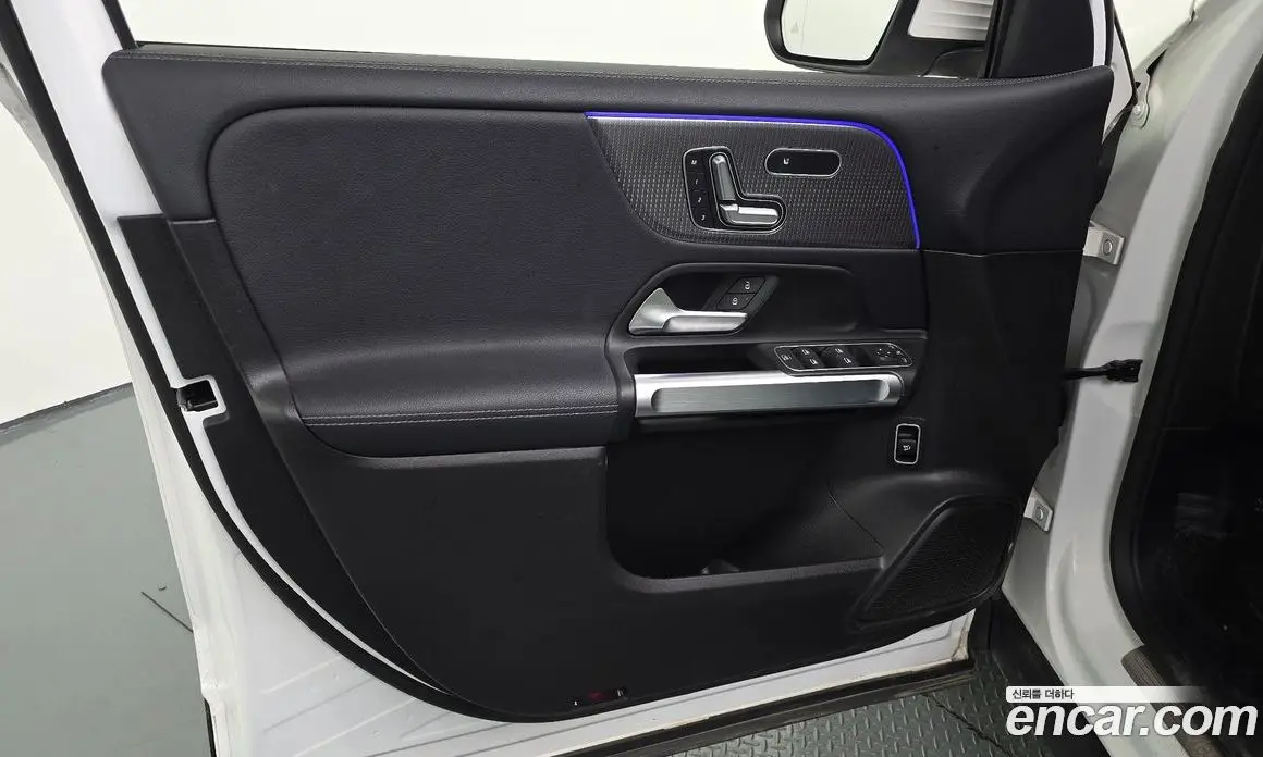 Mercedes-Benz GLB-Class 2020 2.0 автомат (гидро), фото 14