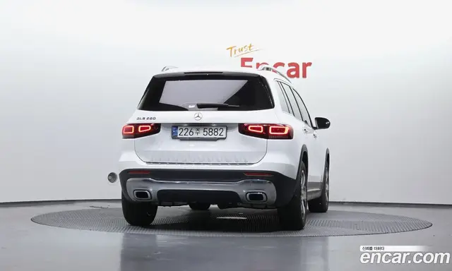 Mercedes-Benz GLB-Class 2020 2.0 автомат (гидро), миниатюра 4