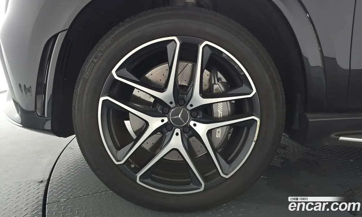Mercedes-Benz GLE-Class 2021 3.0 автомат (гидро), фото 4 Mercedes-Benz GLE-Class 2021 3.0 автомат (гидро), фото 4