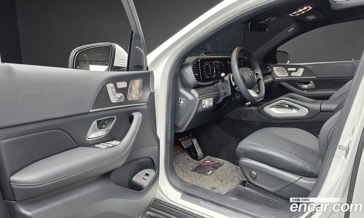 Mercedes-Benz GLE-Class 2023 3.0 автомат (гидро), фото 13 Mercedes-Benz GLE-Class 2023 3.0 автомат (гидро), фото 13