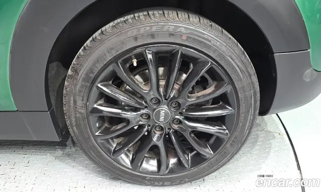 Mini Clubman 2020 1.5 автомат (гидро), миниатюра 6 Mini Clubman 2020 1.5 автомат (гидро), миниатюра 6