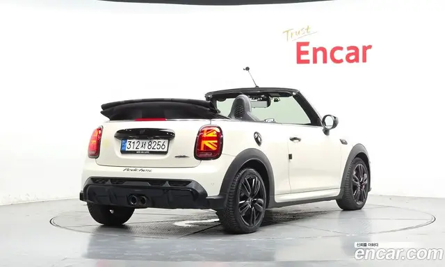 Mini Cooper Convertible 2021 2.0 автомат (гидро), миниатюра 2 Mini Cooper Convertible 2021 2.0 автомат (гидро), миниатюра 2