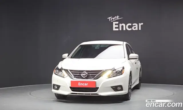Nissan Altima 2018 2.5 автомат (гидро), миниатюра 2