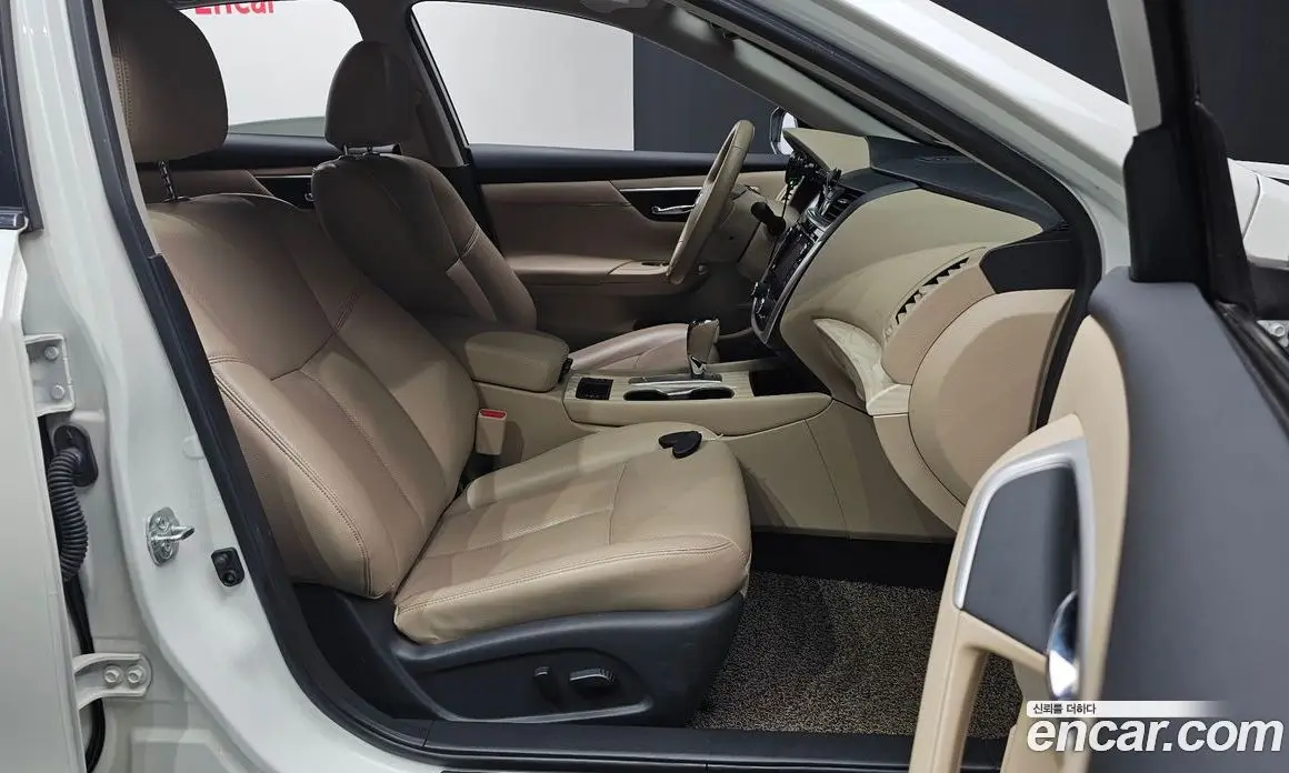 Nissan Altima 2018 2.5 автомат (гидро), фото 15