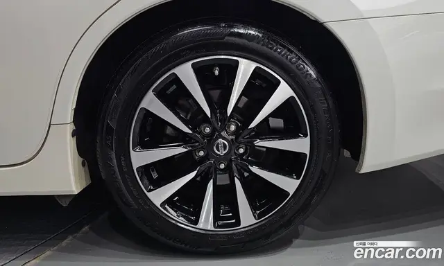 Nissan Altima 2018 2.5 автомат (гидро), миниатюра 6