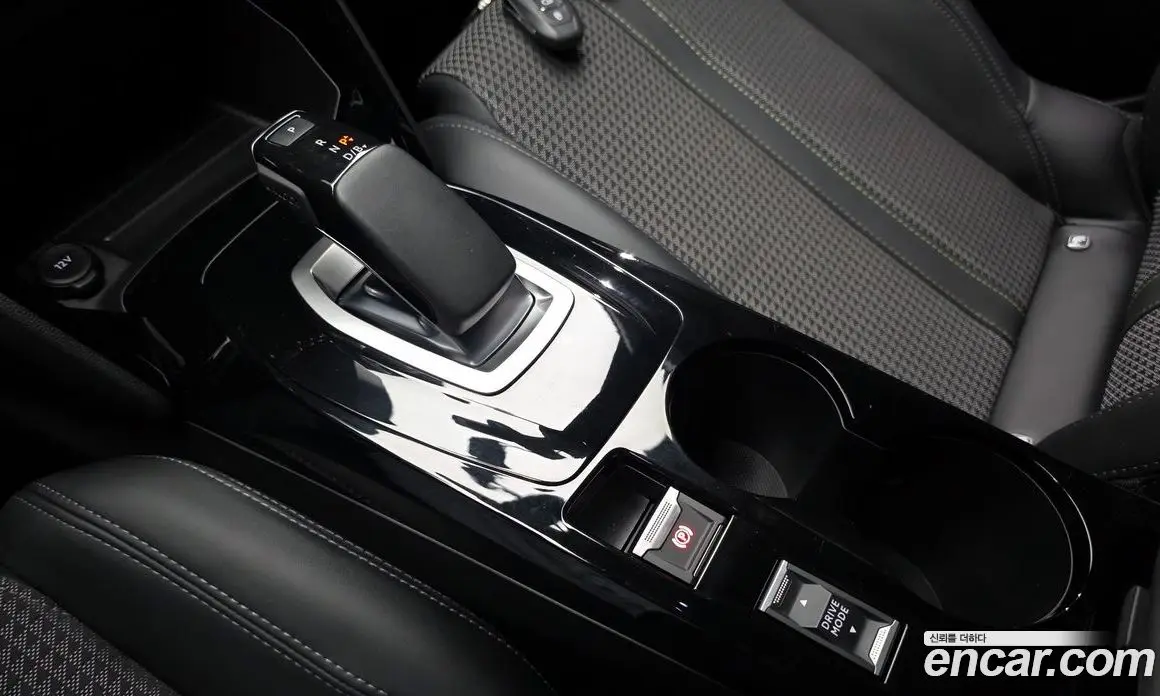 Peugeot 208 2021 0.1 автомат (гидро), фото 12 Peugeot 208 2021 0.1 автомат (гидро), фото 12