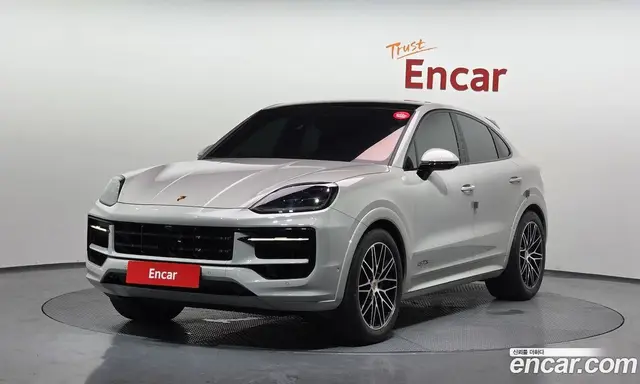 Porsche Cayenne, 2025, 18 436 км