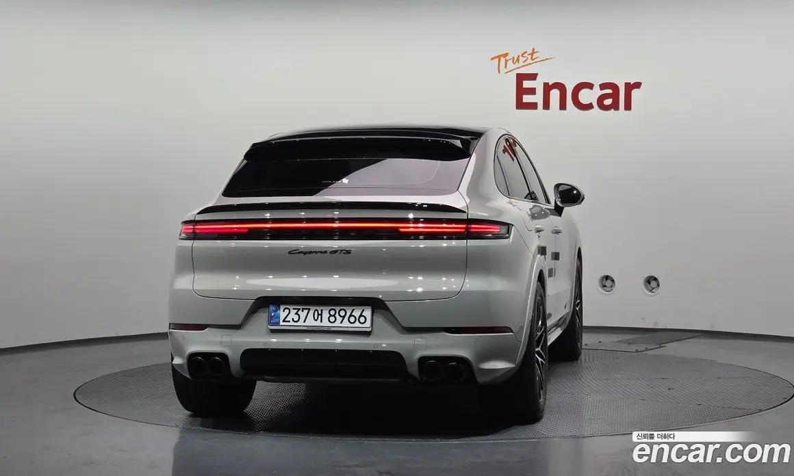 Porsche Cayenne 2025 4.0 автомат (гидро), фото 4 Porsche Cayenne 2025 4.0 автомат (гидро), фото 4