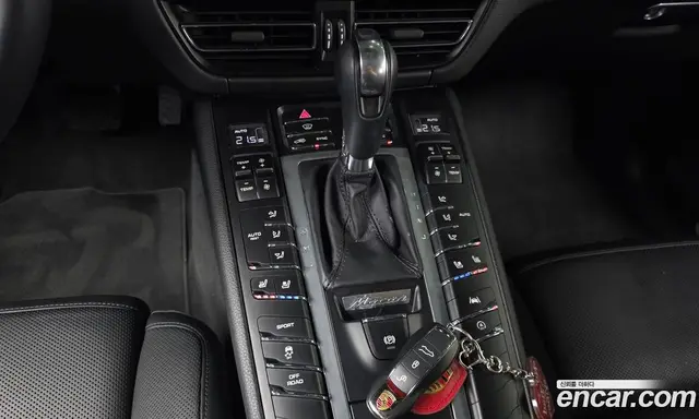 Porsche Macan 2019 2.0 автомат (гидро), миниатюра 11