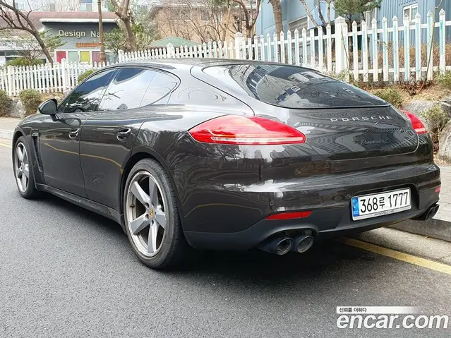 Porsche Panamera 2015 3.0 автомат (гидро), миниатюра 2 Porsche Panamera 2015 3.0 автомат (гидро), миниатюра 2