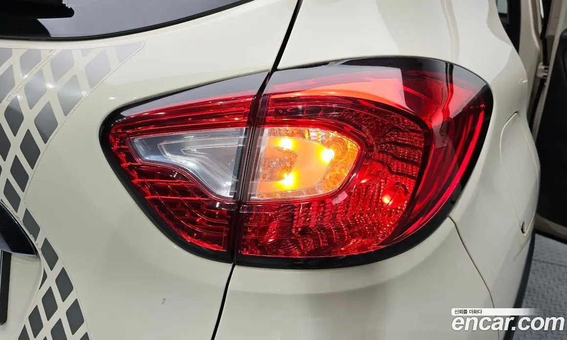 Renault (Samsung) QM3 2014 1.5 автомат (гидро), фото 9 Renault (Samsung) QM3 2014 1.5 автомат (гидро), фото 9