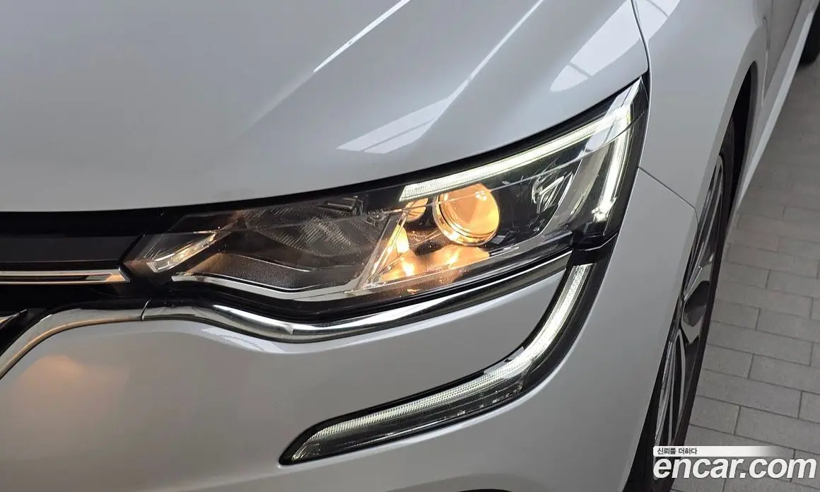 Renault (Samsung) SM6 2016 2.0 автомат (гидро), фото 8 Renault (Samsung) SM6 2016 2.0 автомат (гидро), фото 8