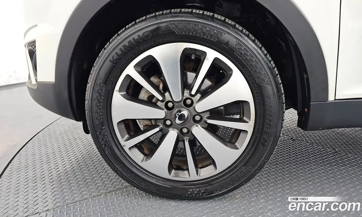 SsangYong Korando 2014 2.0 автомат (гидро), фото 5 SsangYong Korando 2014 2.0 автомат (гидро), фото 5