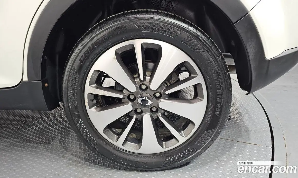 SsangYong Korando 2014 2.0 автомат (гидро), фото 7 SsangYong Korando 2014 2.0 автомат (гидро), фото 7