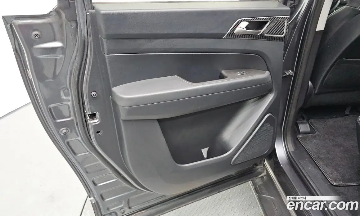 SsangYong Rexton 2019 2.2 автомат (гидро), фото 15 SsangYong Rexton 2019 2.2 автомат (гидро), фото 15