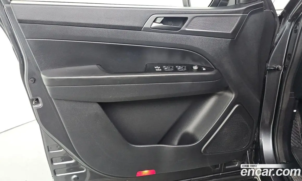 SsangYong Rexton 2022 2.2 автомат (гидро), фото 14