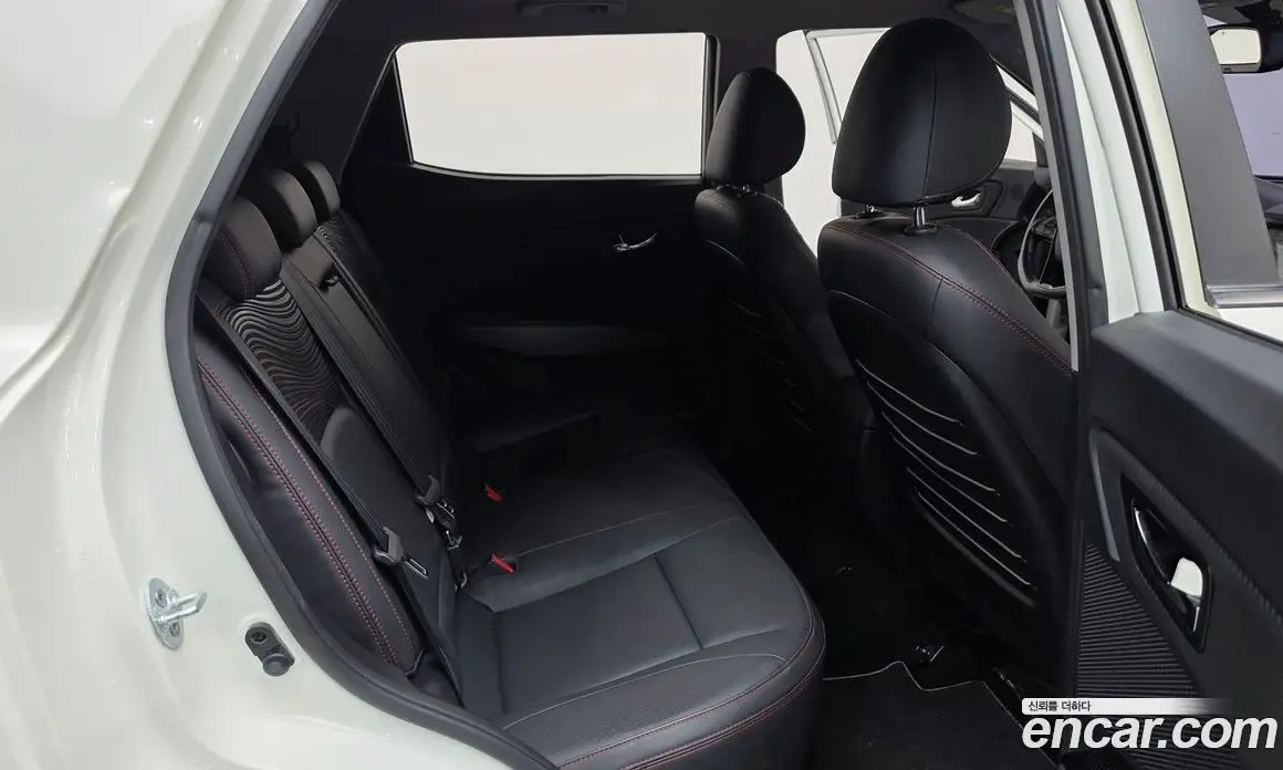 SsangYong TIBOLI 2017 1.6 автомат (гидро), фото 17