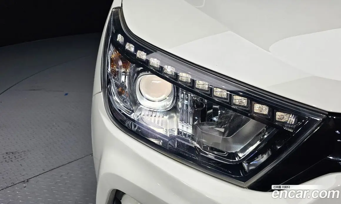 SsangYong TIBOLI 2018 1.6 автомат (гидро), фото 8