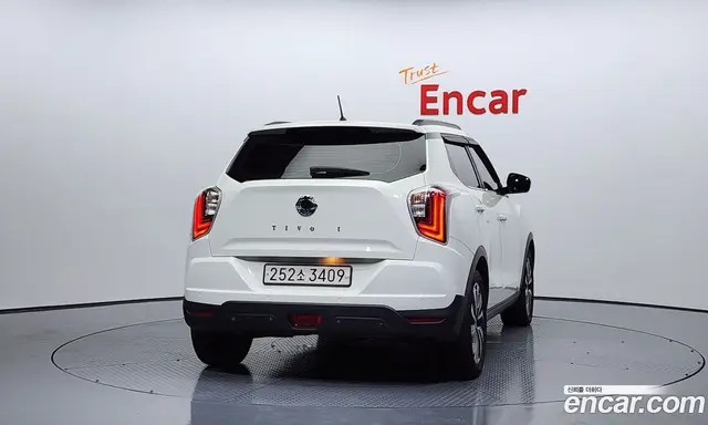 SsangYong TIBOLI 2020 1.6 автомат (гидро), миниатюра 4