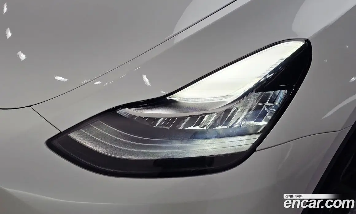 Tesla Model Y 2021 0.2 автомат (гидро), фото 8
