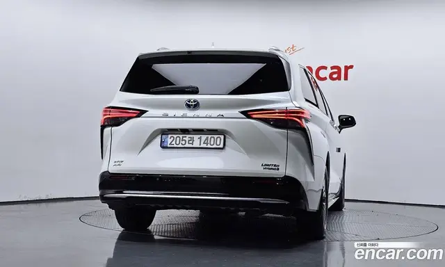 Toyota Sienna 2021 2.5 автомат (гидро), миниатюра 4 Toyota Sienna 2021 2.5 автомат (гидро), миниатюра 4