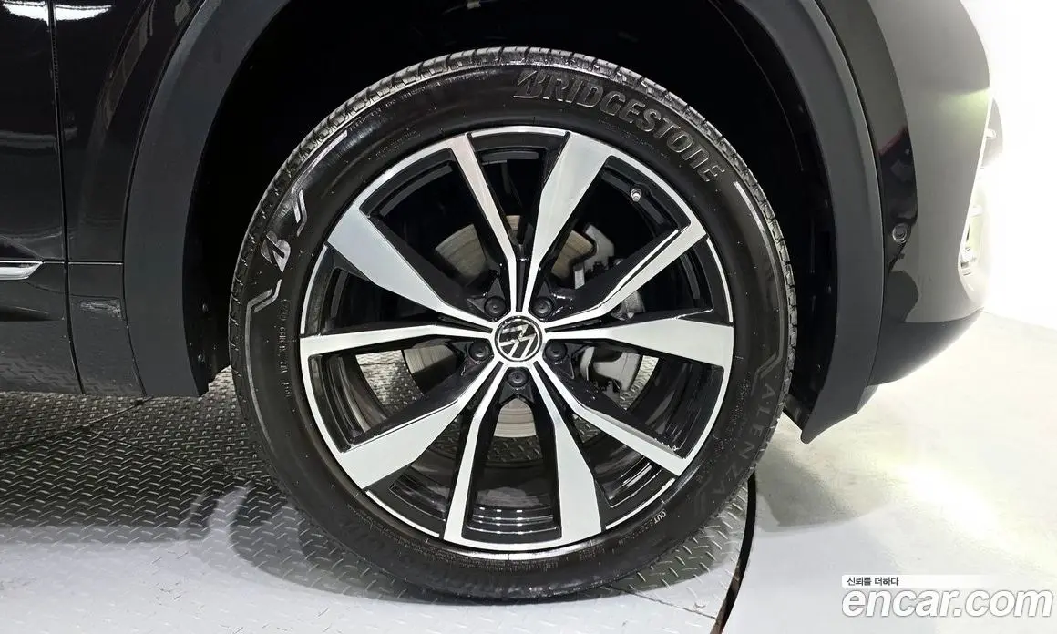 Volkswagen Atlas 2025 2.0 автомат (гидро), фото 7