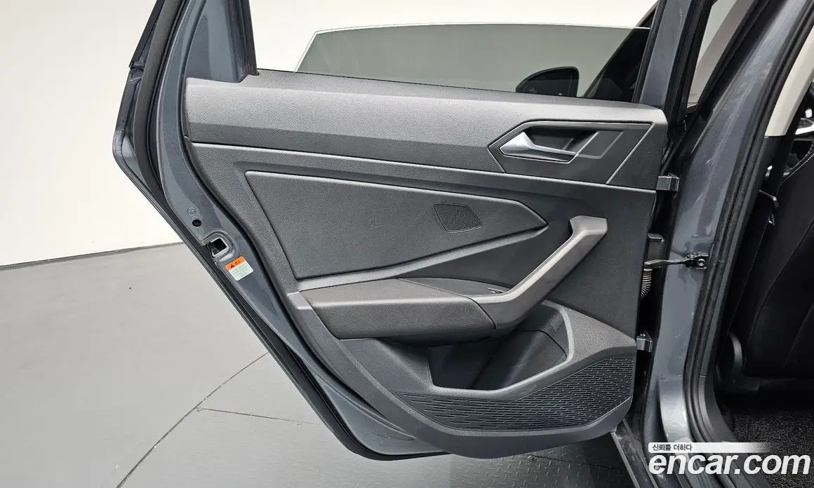 Volkswagen Jetta 2023 1.5 автомат (гидро), фото 15
