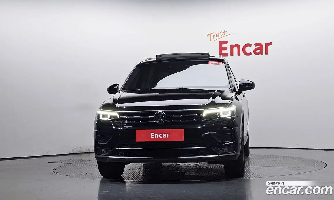 Volkswagen Tiguan 2020 2.0 автомат (гидро), фото 2