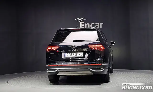Volkswagen Tiguan 2023 2.0 автомат (гидро), миниатюра 4